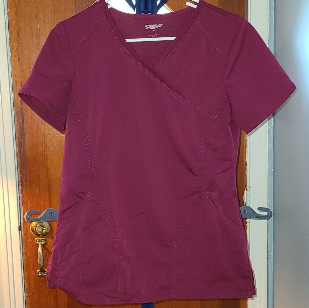 Scrub set